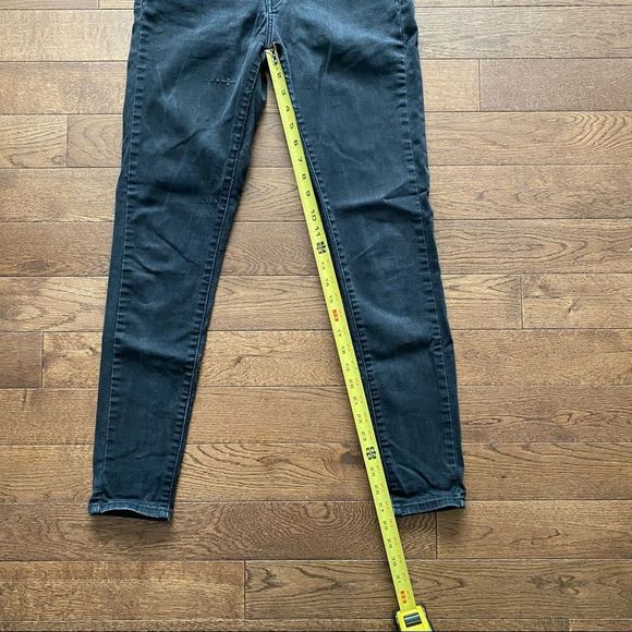 Levi's 710 Jeans - Picture 14 of 15